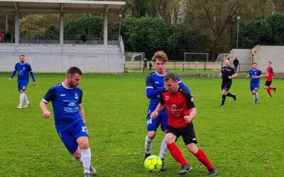 Football | Péruwelz s’impose en fin de match et croit encore au tour final